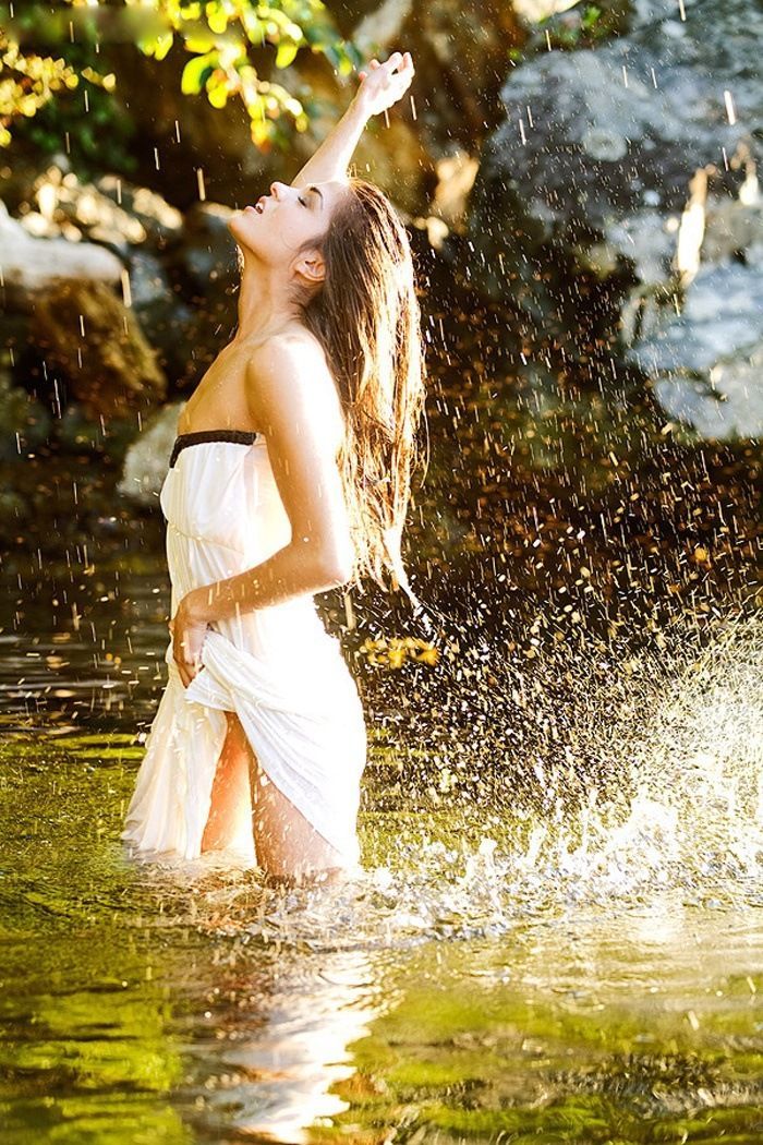 Marie Avgeropoulos in Tiraspol