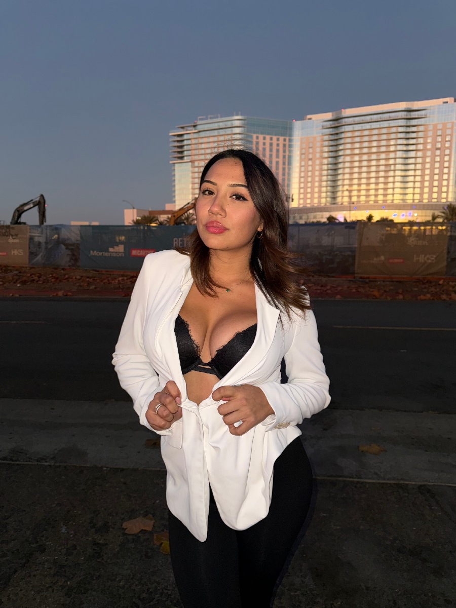 Take a pause and enjoy Ali Cruz — streaming from Tiraspol